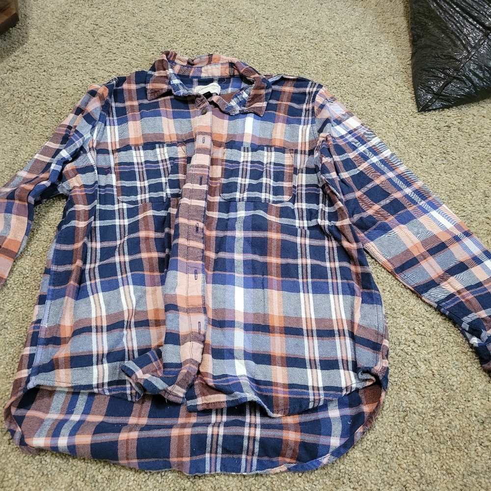 🎉5 for $5 sale!🎉Women's flannel